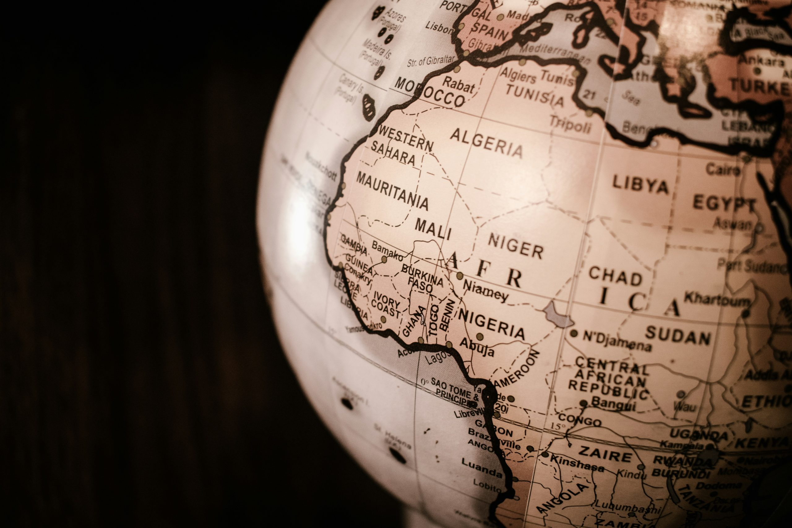 Afrikanske nationer bruger IMF på 69 milliarder dollars, da en vedvarende drejning til global långiver opstår