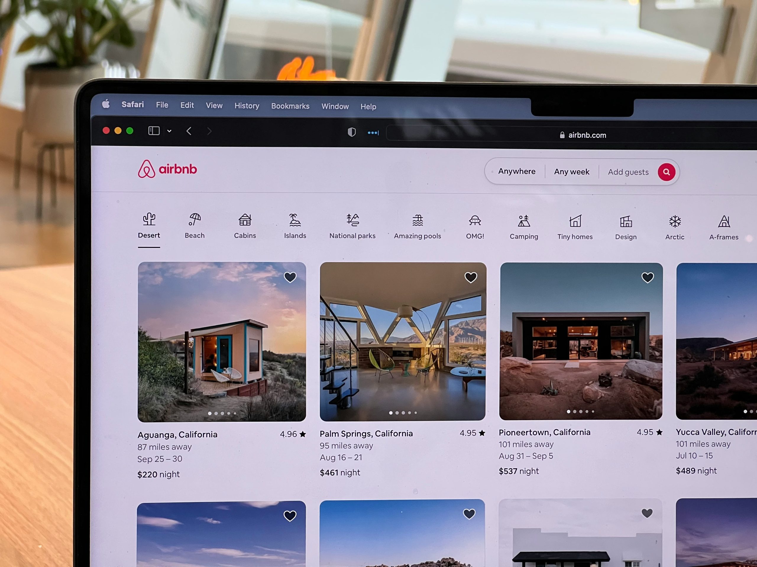 Airbnbs aggressive hotelkampagne positionerer dem til at erobre et marked på 1,2 billioner dollars