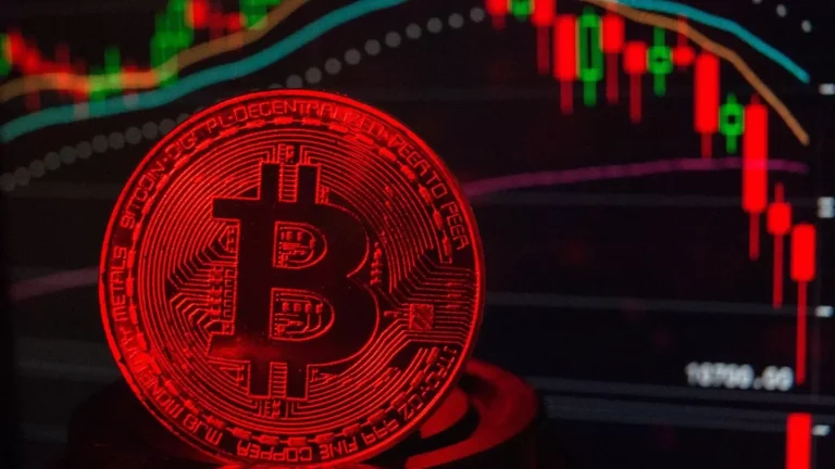 Bitcoin falder under 100.000 USD – rekordlang amerikansk regeringslukning dæmper likviditeten