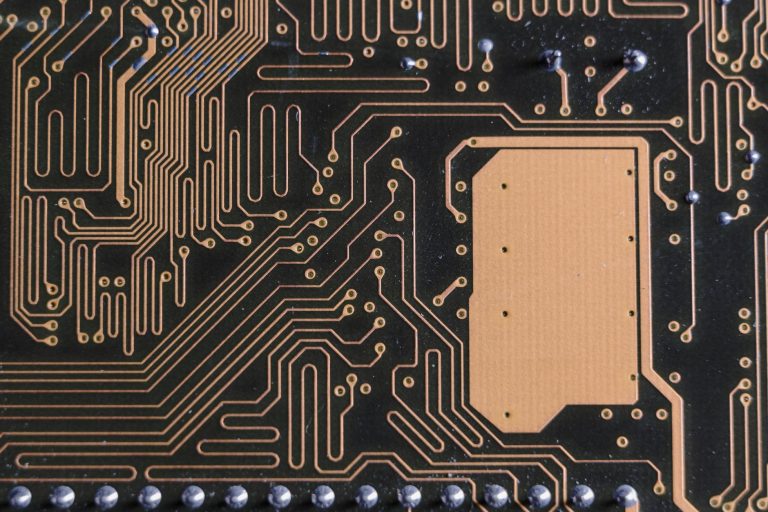 Samsung og SK Hynix styrtdykker over 7-9 pct. i kølvandet på Wall Street-udsalg
